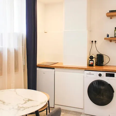 Near The Eiffel Tower Διαμέρισμα *