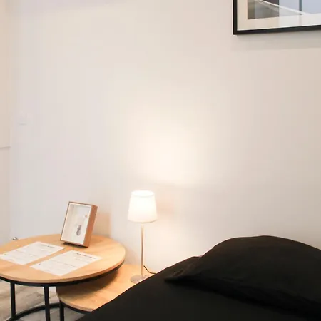 Διαμέρισμα Quiet & Functional Near The Eiffel Tower *